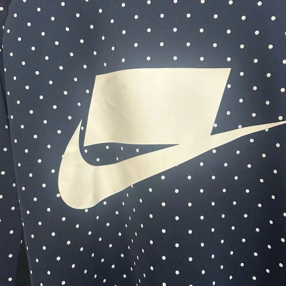Nike NSW long sleeved mens size M blank logo crew in excellent condition - Picture 3 of 10
